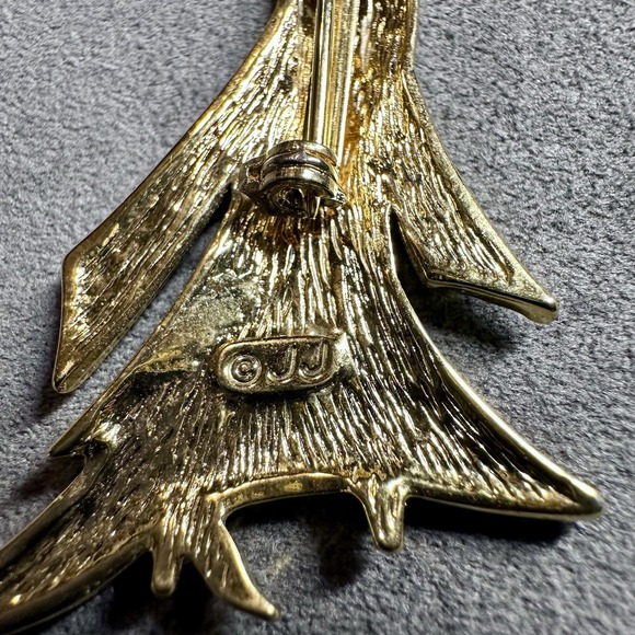 Vintage JJ 1988 Jonette Goldtone Woman Fan Brooch Pin – Formal Evening Jewelry - Picture 5 of 6